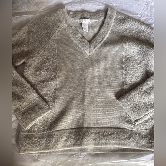 Design Story Sweaters - Cozy V-Neck Sweater - XS